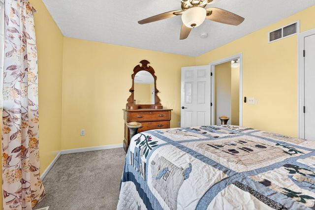 7002 Abercorn Place, Canal Winchester, OH 43110