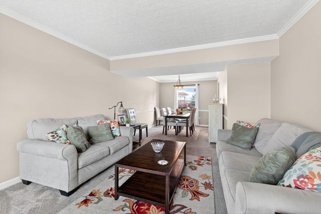 7002 Abercorn Place, Canal Winchester, OH 43110