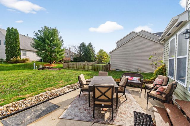 7002 Abercorn Place, Canal Winchester, OH 43110