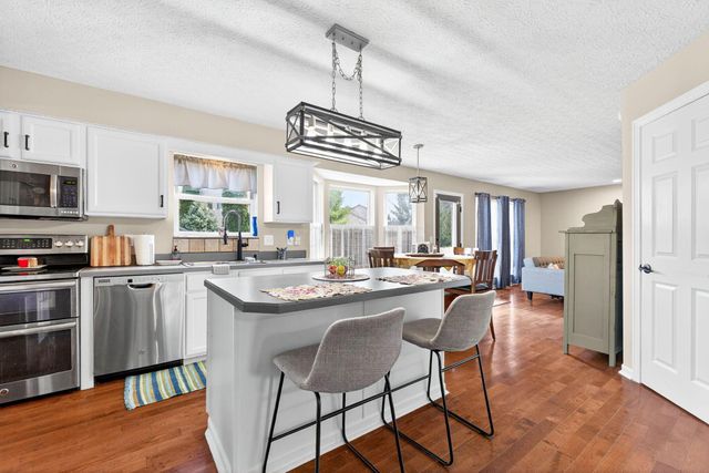 7002 Abercorn Place, Canal Winchester, OH 43110