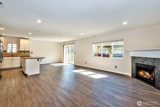 20231 4th Place W, Lynnwood, WA 98036