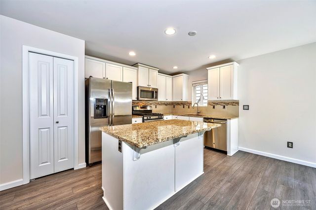 20231 4th Place W, Lynnwood, WA 98036