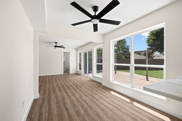 2006 Toulon Lane, Carrollton, TX 75007