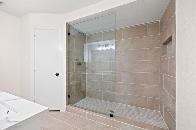 2006 Toulon Lane, Carrollton, TX 75007