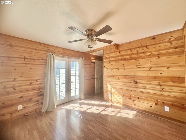 24275 BUNN CREEK Rd, Cloverdale, OR 97112