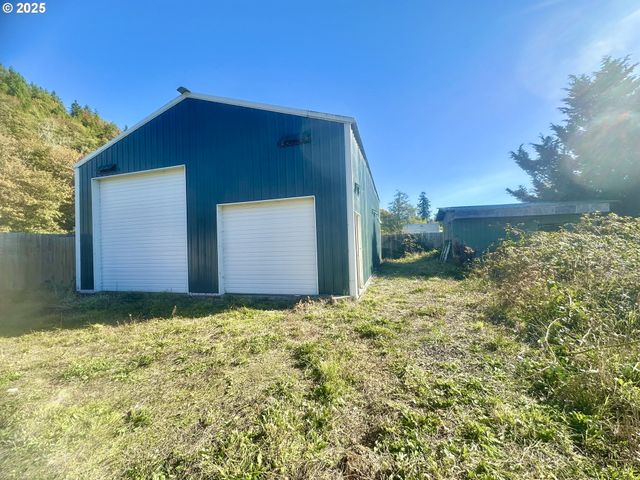 24275 BUNN CREEK Rd, Cloverdale, OR 97112