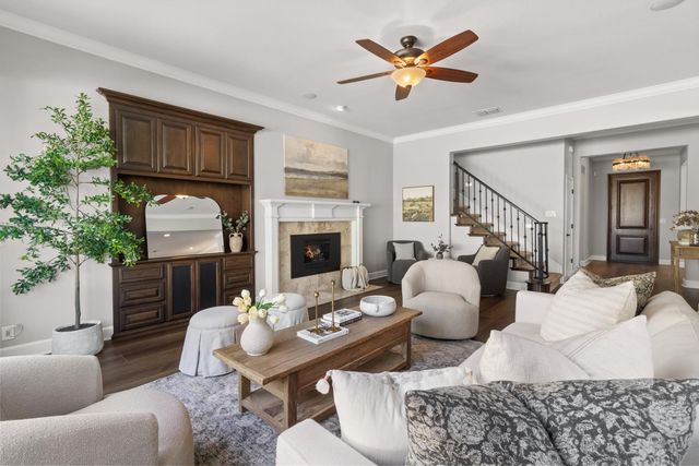 3030 Black Oak Dr, Rocklin, CA 95765