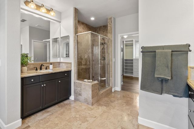 3030 Black Oak Dr, Rocklin, CA 95765