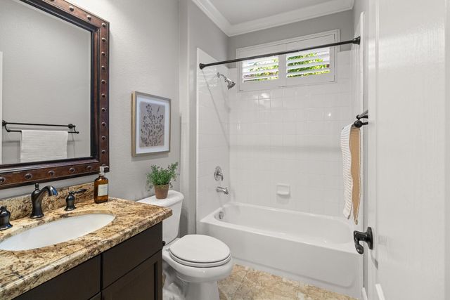 3030 Black Oak Dr, Rocklin, CA 95765