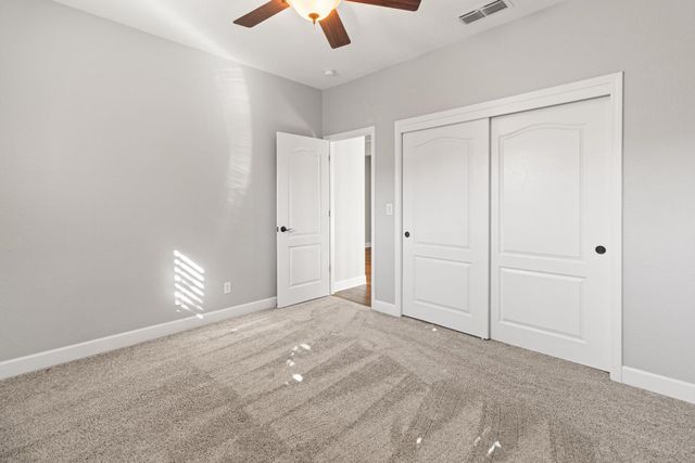 3030 Black Oak Dr, Rocklin, CA 95765