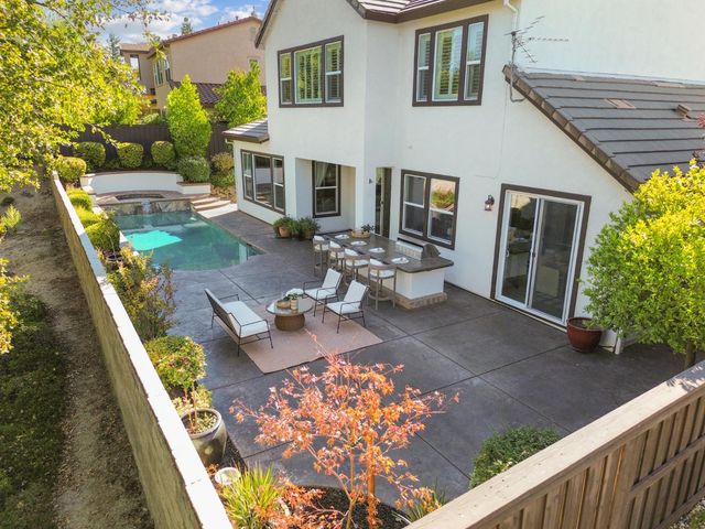3030 Black Oak Dr, Rocklin, CA 95765
