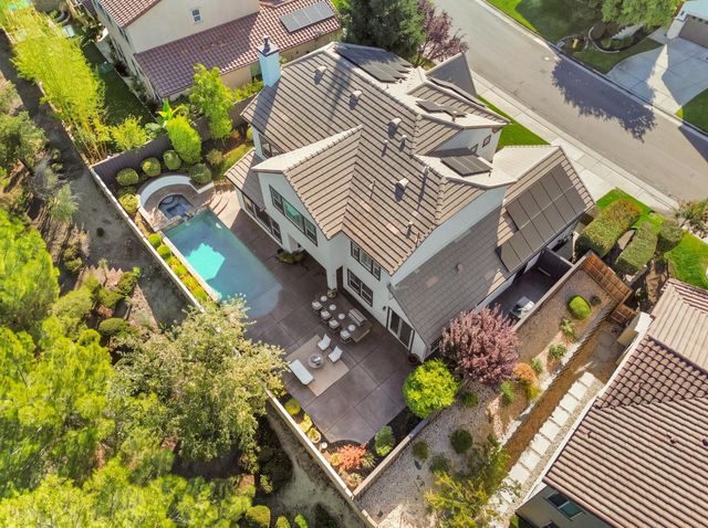 3030 Black Oak Dr, Rocklin, CA 95765