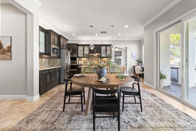 3030 Black Oak Dr, Rocklin, CA 95765