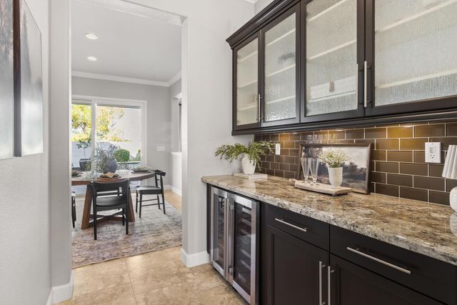 3030 Black Oak Dr, Rocklin, CA 95765