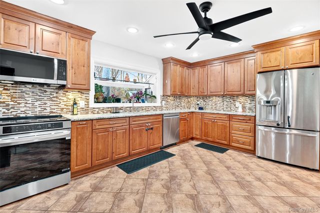 6 Ichabod Lane, Ossining, NY 10562