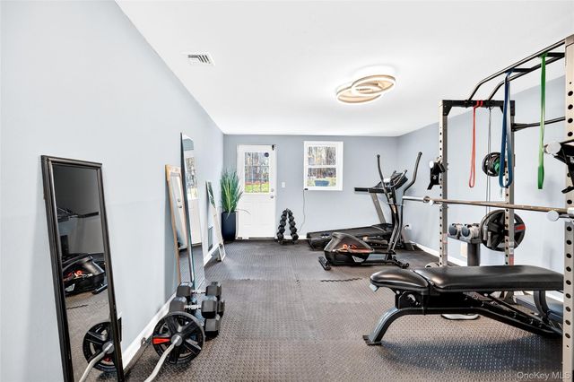 6 Ichabod Lane, Ossining, NY 10562