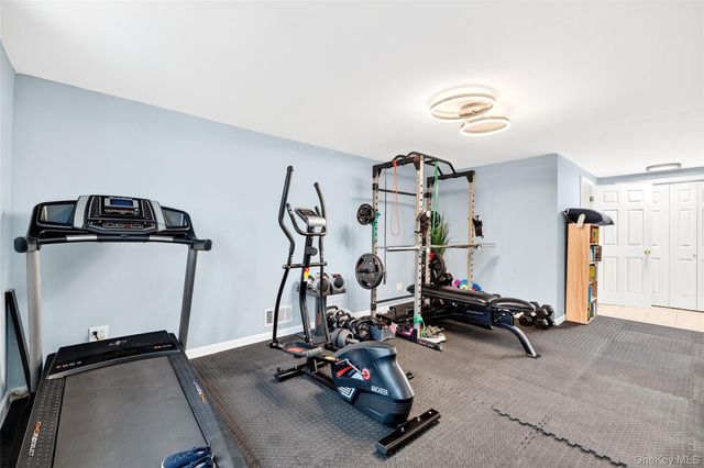 6 Ichabod Lane, Ossining, NY 10562