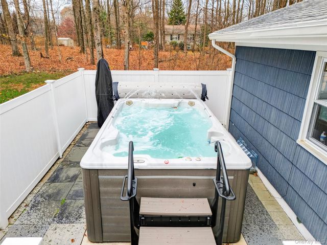 6 Ichabod Lane, Ossining, NY 10562