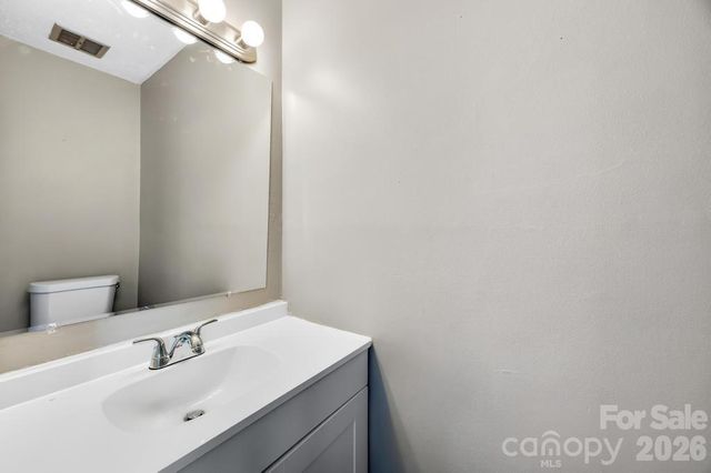7915 Oak Meadow Court, Charlotte, NC 28210