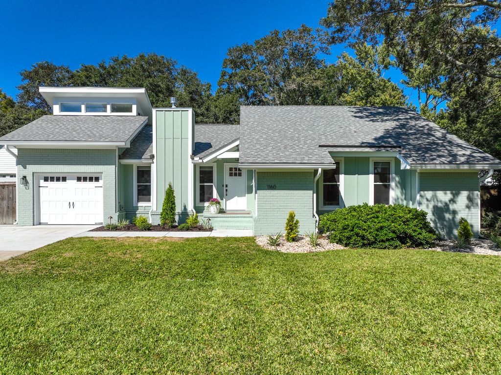 1160 Island View Drive, Mount Pleasant, SC 29464