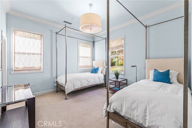 11489 Walnut Street, Redlands, CA 92374