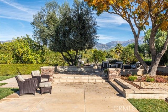 11489 Walnut Street, Redlands, CA 92374