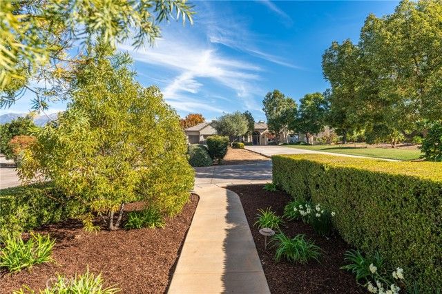 11489 Walnut Street, Redlands, CA 92374