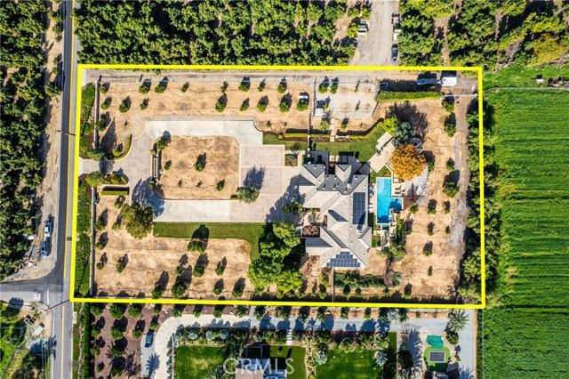 11489 Walnut Street, Redlands, CA 92374