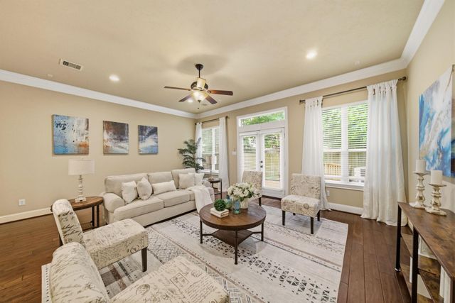 5539 Kiam Street, Houston, TX 77007