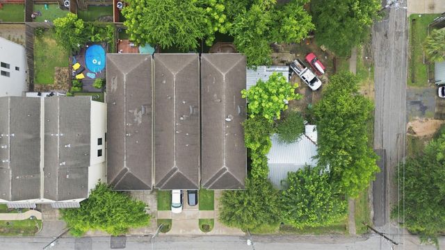 5539 Kiam Street, Houston, TX 77007
