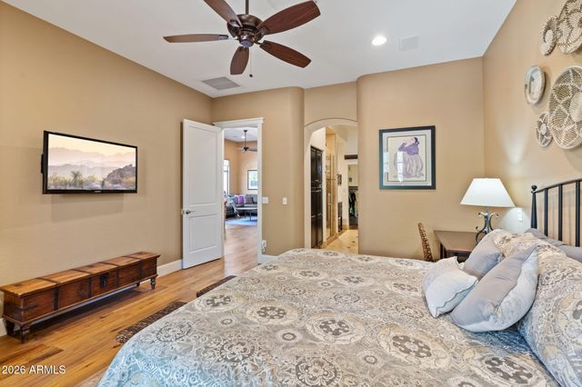 19550 N GRAYHAWK Drive 1141, Scottsdale, AZ 85255