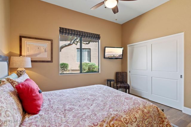 19550 N GRAYHAWK Drive 1141, Scottsdale, AZ 85255