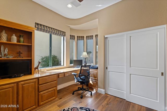 19550 N GRAYHAWK Drive 1141, Scottsdale, AZ 85255