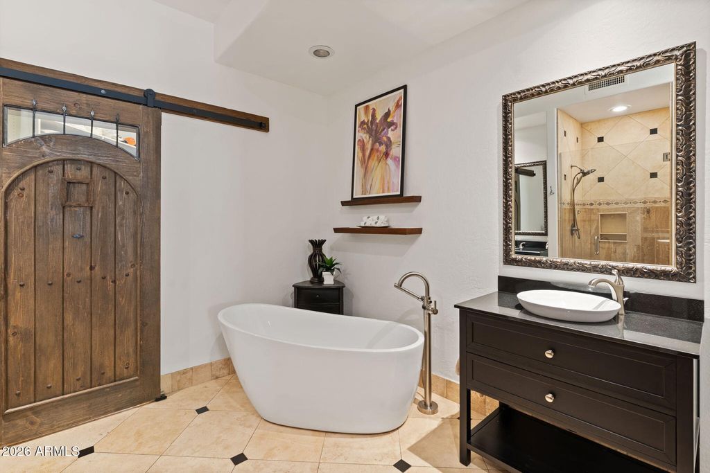 Image 25 of property listing at 19550 N GRAYHAWK Drive 1141, Scottsdale, AZ 85255