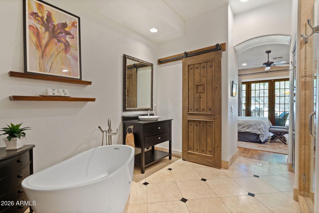 Image 28 of property listing at 19550 N GRAYHAWK Drive 1141, Scottsdale, AZ 85255