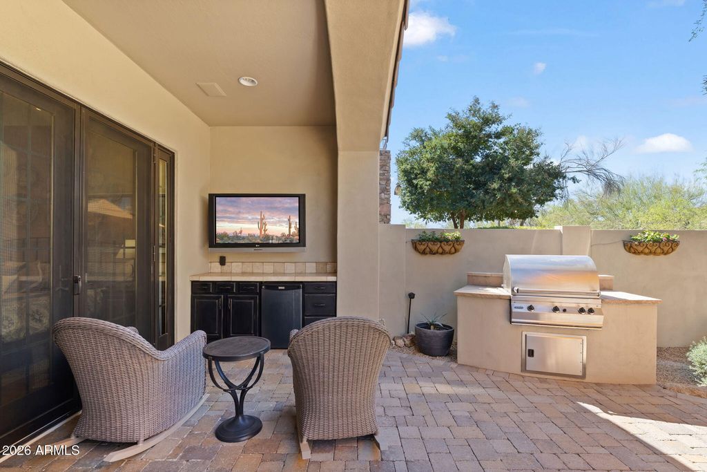 Image 38 of property listing at 19550 N GRAYHAWK Drive 1141, Scottsdale, AZ 85255