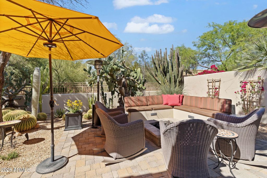 Image 45 of property listing at 19550 N GRAYHAWK Drive 1141, Scottsdale, AZ 85255