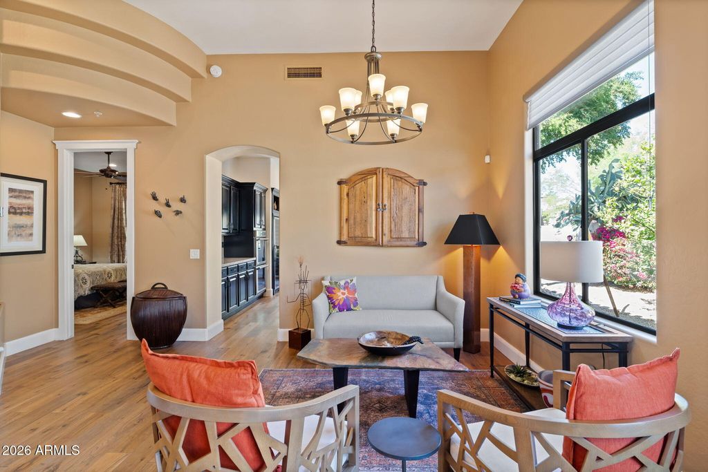 Image 8 of property listing at 19550 N GRAYHAWK Drive 1141, Scottsdale, AZ 85255