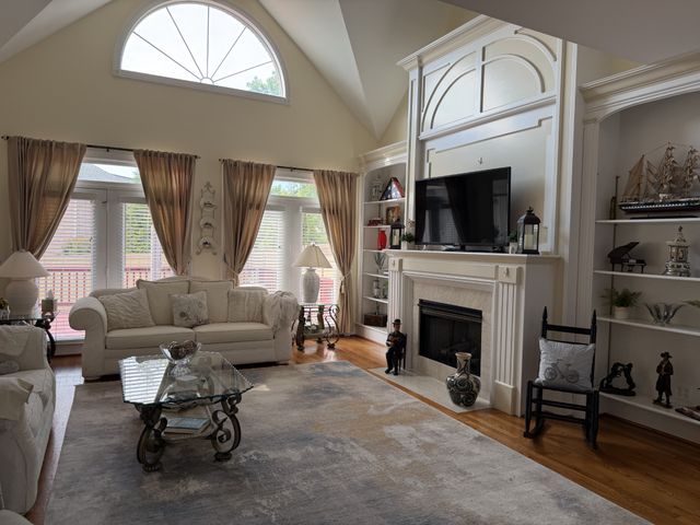 2009 Brunswick Dr, Lebanon, TN 37087
