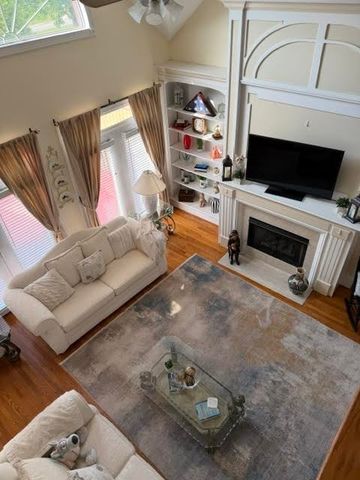 2009 Brunswick Dr, Lebanon, TN 37087