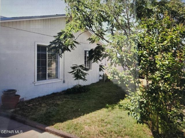 416 5TH Street, Anthony, TX 79821