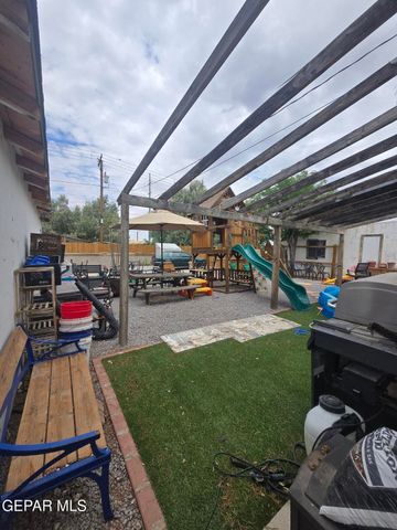 416 5TH Street, Anthony, TX 79821