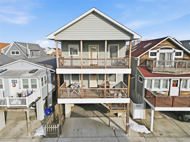 62 Delaware Avenue, Long Beach, NY 11561