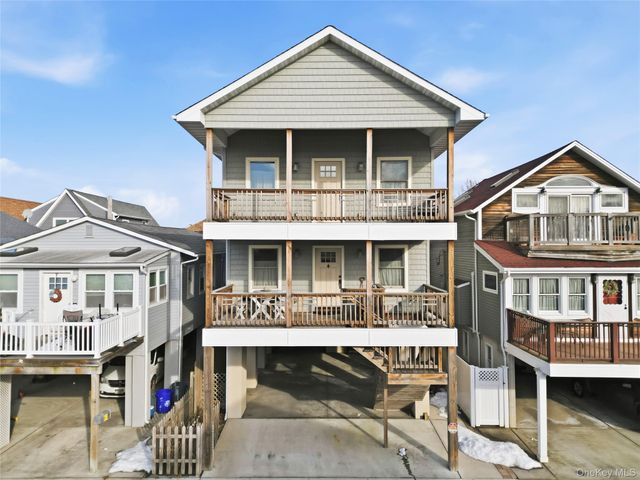 62 Delaware Avenue, Long Beach, NY 11561
