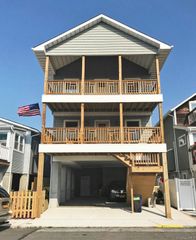 62 Delaware Avenue, Long Beach, NY 11561