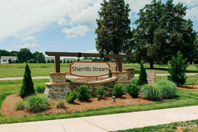 2880 Sherrills Stream Drive, Sherrills Ford, NC 28673