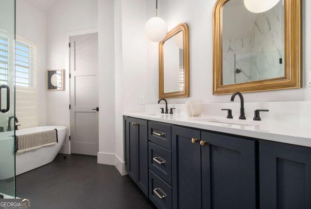 220 3rd Street, Fayetteville, GA 30214