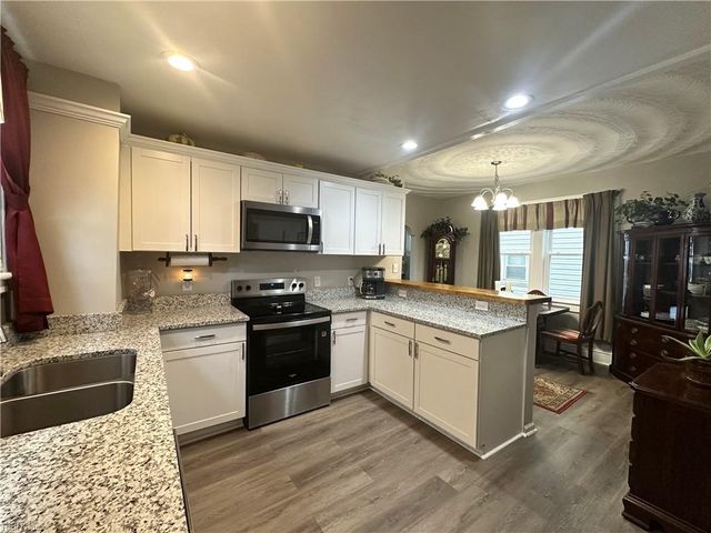 1622 McDaniel ST, Portsmouth, VA 23704