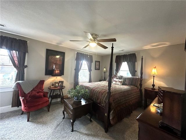 1622 McDaniel ST, Portsmouth, VA 23704