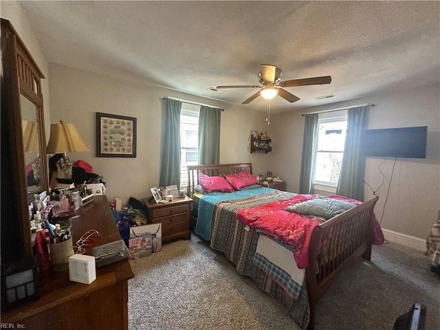 1622 McDaniel ST, Portsmouth, VA 23704